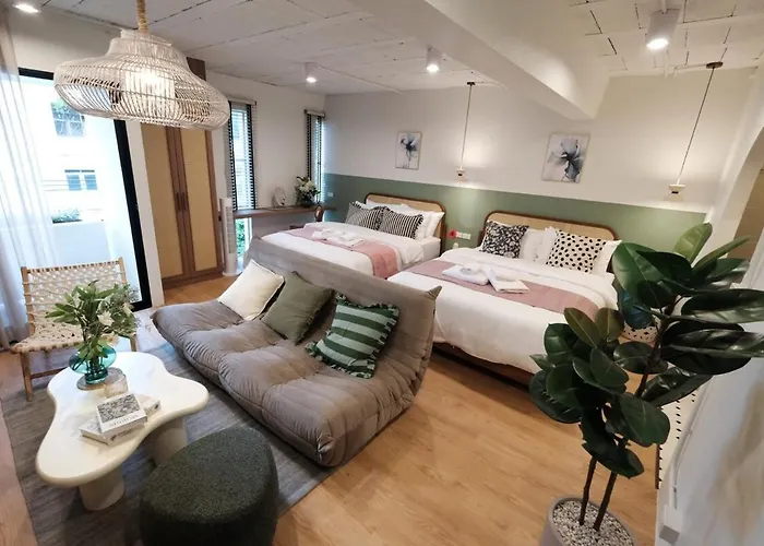 The Shantipan Jasmine - Cozy Retreat 400m From Bts Station 아파트 방콕